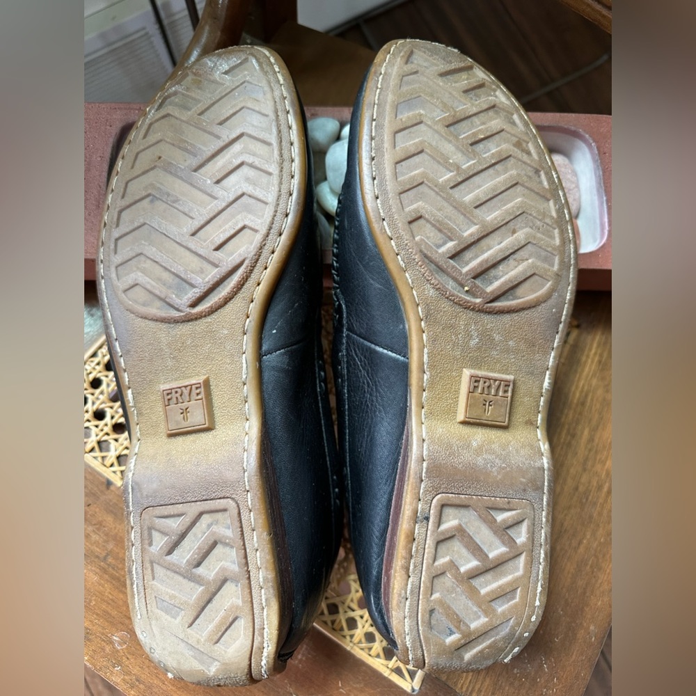 Frye black loafers - Picture 4 of 5